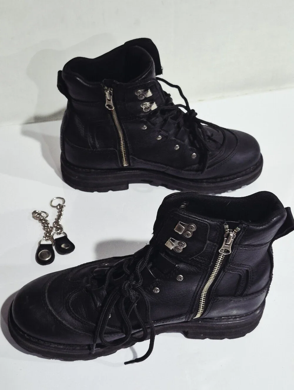 HARLEY DAVIDSONMen's Black Leather Lace-Up Boots with Side Zipper. Size 10